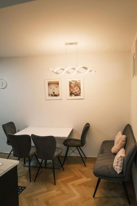 Apartamento Pink Prater Viena Exterior foto